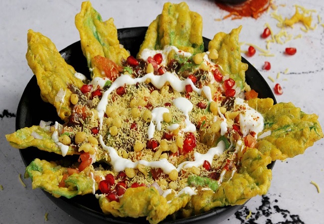 Palak chaat: घर में अचानक आ गए हैं मेहमान को उन्हें सर्व करें टेस्टी पालक चाट, ये है बनाने का बेहद आसान तरीका