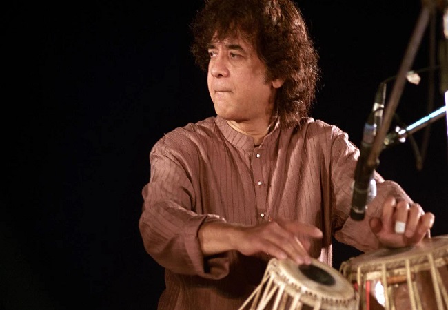 Famous tabla player Zakir Hussain को सैन फ्रांसिस्को के कब्रिस्तान में किया गया सुपुर्द-ए-ख़ाक