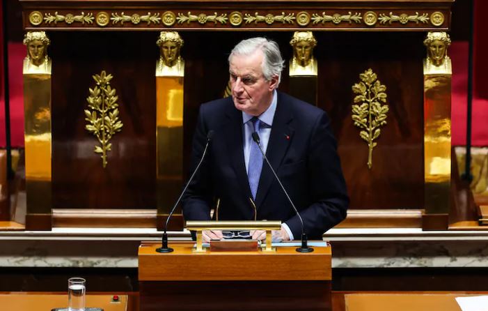 France PM Michel Barnier : फ्रांस के प्रधानमंत्री मिशेल बार्नियर के खिलाफ संसद में अविश्वास प्रस्ताव स्वीकार, राजनीतिक संकट गहराया