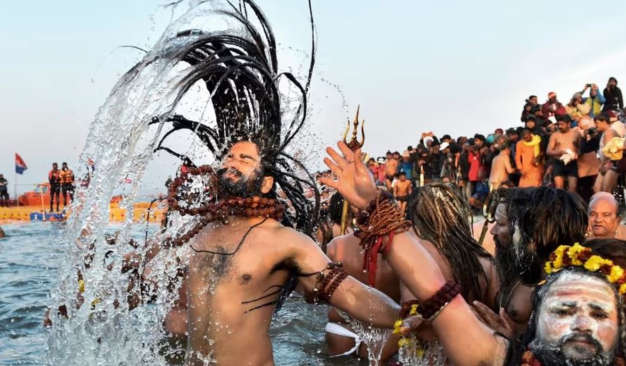 Mahakumbh 2025 :  तीर्थराज प्रयाग महाकुंभ में स्नान करने से मोक्ष की होती है प्राप्ति, यहां जानें शाही स्नान की सही डेट