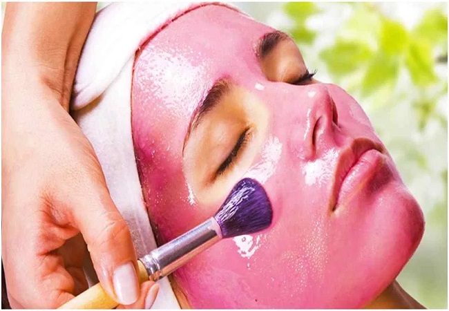 Beetroot face pack: स्किन को हेल्दी और ग्लोईंग बनाए रखने के लिए लगाएं चुकंदर का फेसपैक