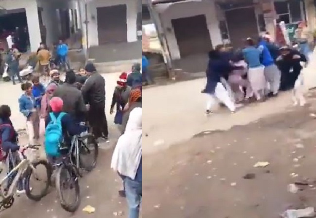 Viral video: बागपत में ब्वॉयफ्रेंड से बात करने को लेकर दसवीं क्लास की दो छात्राएं आपस में भिड़ी, बीच सड़क पर बाल नोंचकर मारपीट