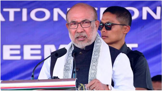 मणिपुर के सीएम एन बीरेन सिंह ने दिया इस्तीफा, जातीय हिंसा को लेकर जनता से मांगी थी माफी