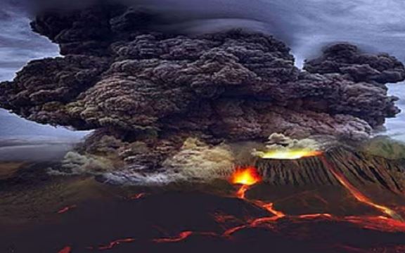 Guatemala active volcano Fuego : ग्वाटेमाला में फ्यूगो ज्वालामुखी के फटने के कारण हजारों लोगों को निकाला गया