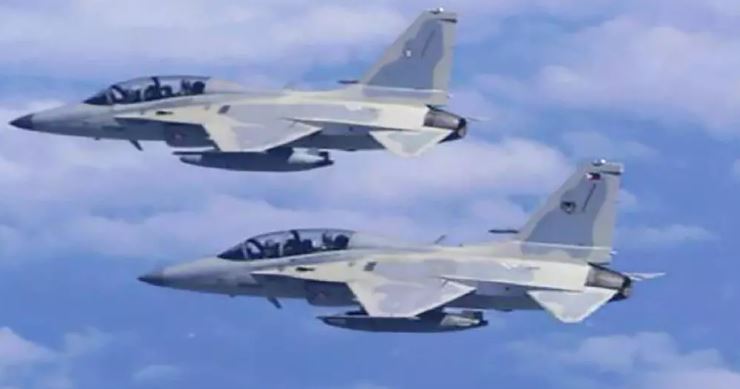 Philippine Army missing fighter jet: फिलिपींस सेना को लापता लड़ाकू विमान का मलबा और पायलटों के शव मिले