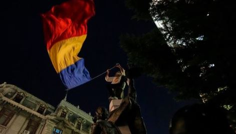 Romania presidential election : रोमानिया ने उम्मीदवार कैलिन जॉर्जेस्कू को राष्ट्रपति चुनाव से प्रतिबंधित कर दिया