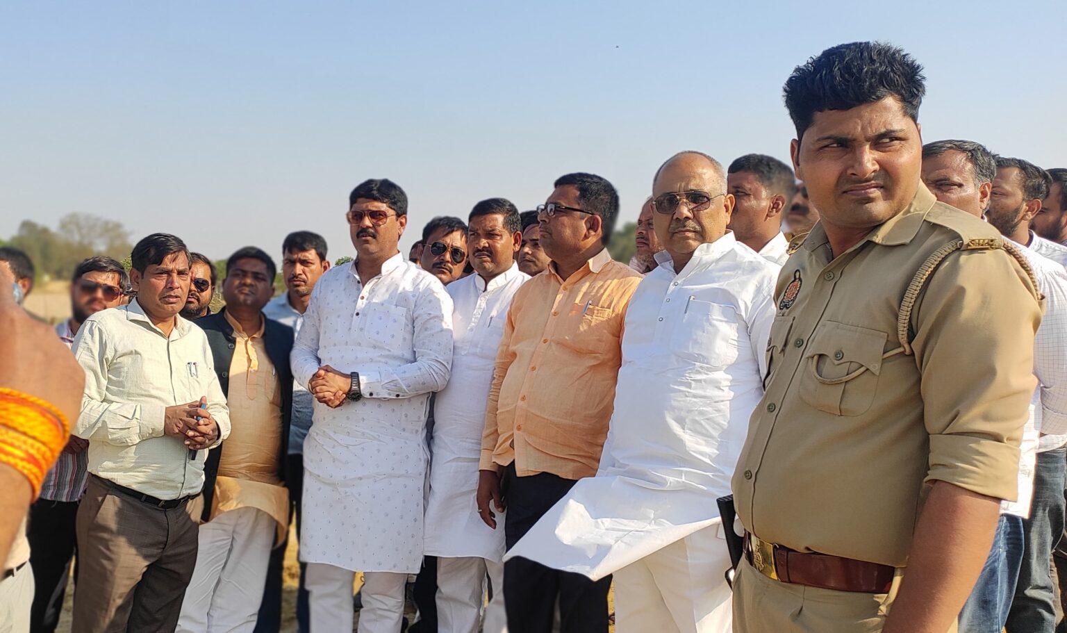 विधायक ऋषि त्रिपाठी ने किया रोहिन नदी पर बन रहे बैराज का अवलोकन,जल्द करेंगे मुख्यमंत्री उद्घाटन