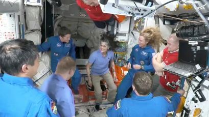 Sunita Williams Coming Home :अंतरिक्ष यात्री सुनीता विलियम्स और बुच विल्मोर को लेकर आ रहा ड्रैगन कैप्सूल, इस हाइट पर खुलेंगे पैराशूट  