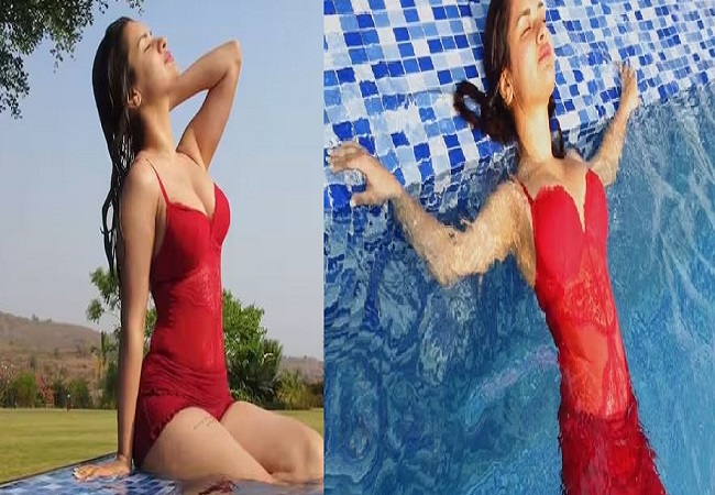 फेमस टीवी एक्ट्रेस अवनीत कौर को भीगे हुए बाल और रेड मोनोकिनी में ग्लैमरस लुक देख फैंस हुए दीवानें
