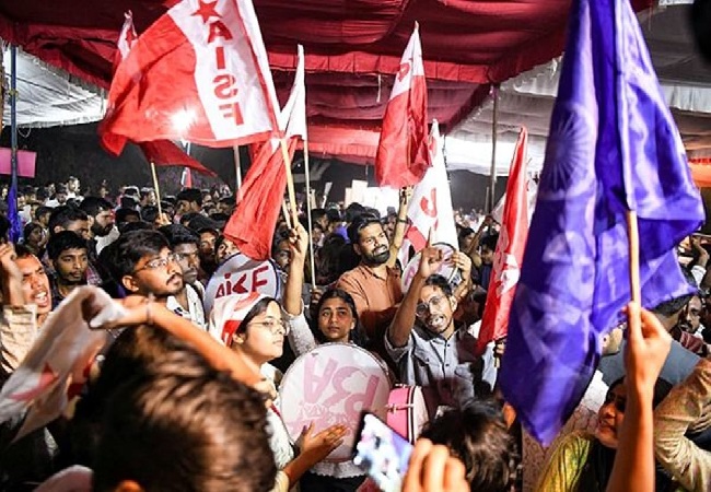 JNU Election Result 2025: जेएनयू छात्रसंघ चुनाव में लेफ्ट गठबंधन की अध्यक्ष समेत प्रमुख पदों पर जीत, ABVP के लिए भी खुशखबरी