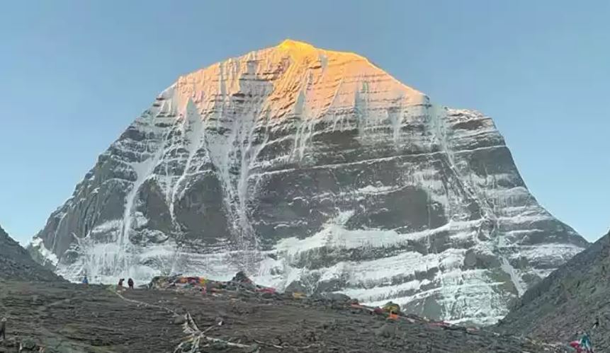Kailash Mansarovar Yatra 2025 : विदेश मंत्रालय ने की कैलाश मानसरोवर यात्रा की औपचारिक घोषणा , जानें समय और किस मार्ग से जाएंगे श्रद्धालु