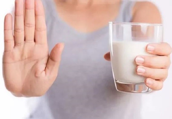 These things should not be eaten with milk: दूध के साथ भूलकर भी नहीं करना चाहिए इन चीजों का सेवन, बिगाड़ सकती है सेहत