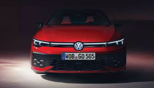Volkswagen Golf GTI : वोक्सवैगन गोल्फ GTI के रंग विकल्पों का खुलासा , जानें लॉन्च की तारीख और फीचर्स