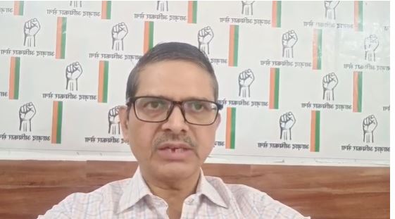 यूट्यूब चैनल निलंबन प्रकरण: अमिताभ ठाकुर ने कैबिनेट सचिव से 5 दिनों में रिव्यू का किया अनुरोध
