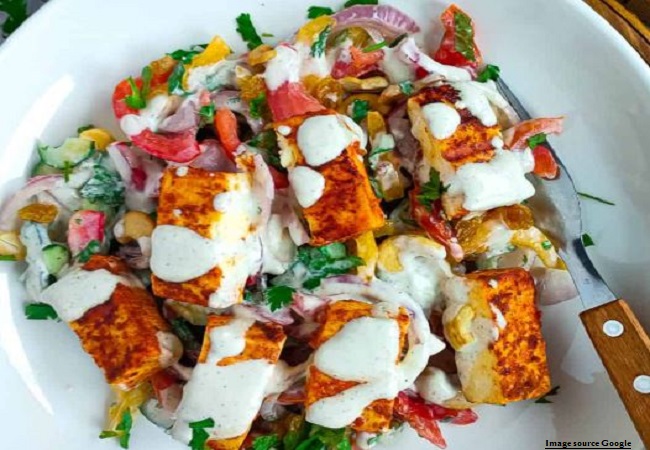 Paneer tikka salad recipe: शाम होते ही लगने लगती है भूख, तो ट्राई करें टेस्टी पनीर टिक्का सलाद की रेसिपी