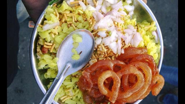 महाकाल के भक्तों को सुबह नाश्ते में मिलेंगे पोहे और जलेबी