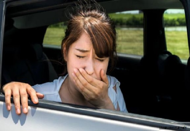 Vomiting will not happen in a car or bus: सफर के दौरान कार या बस में क्यों होने लगती उल्टियां, ट्रिप का मजा न हो खराब इसलिए फॉलो करें ये टिप्स