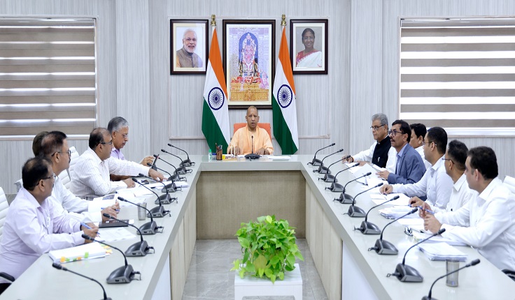 सीएम योगी ने की यूपी प्रदूषण नियंत्रण बोर्ड के कार्यों की समीक्षा, कहा-बदलते समय की आवश्यकता अनुसार होना चाहिए बदलाव