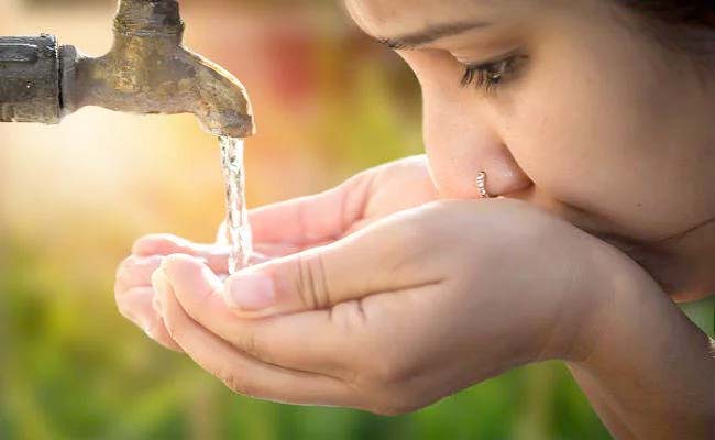 पेयजल की समस्याओं को दूर करने में बरती लापरवाही तो गिरेगी गाज