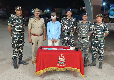 भारत नेपाल के सोनौली सीमा से दोहरी नागरिकता के साथ नेपाली युवक गिरफ्तार