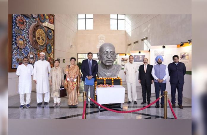 All-party delegation visits Bahrain : सर्वदलीय प्रतिनिधिमंडल ने बहरीन यात्रा संपन्न किया, एकता और संपर्क पर जोर दिया