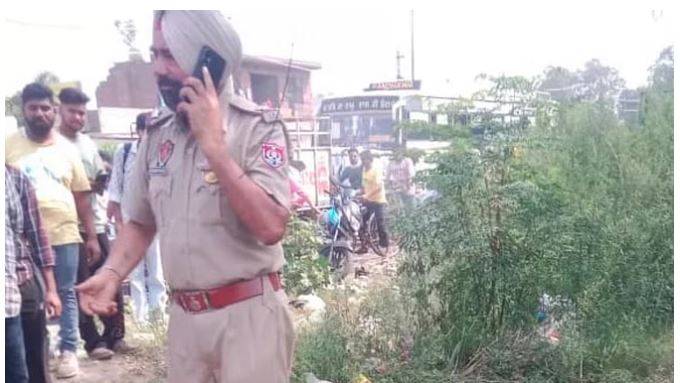 Amritsar Blast : मजीठा रोड बाईपास पर हुए ब्लास्ट में एक व्यक्ति के हाथ-पैर उड़े, हालत गंभीर