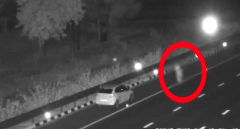 भाजपा नेता मनोहर धाकड़ का दूसरा वीडियो वायरल, संबंध बनाने के बाद एक्सप्रेसवे पर किया ‘नंगा नाच’