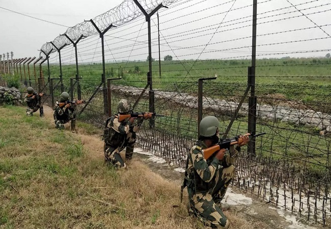 भारत की पाक के खिलाफ बड़ी कार्रवाई, BSF ने 5 पाकिस्तानी चौकियां और आतंकी लॉन्च पैड किया तबाह