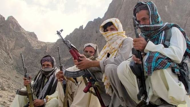 Balochistan : भारत-पाक तनाव के बीच बलूचिस्तान लिबरेशन आर्मी ने प्रमुख सैन्य चौकियों पर कब्जा किया, इस्लामाबाद की टेंशन बढ़ी