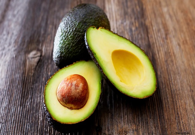 Benefits of eating avocado: हफ्ते में सिर्फ दो बार एवोकाडो का सेवन आपके दिल को रखता है हेल्दी, हार्ट अटैक से रखता है दूर