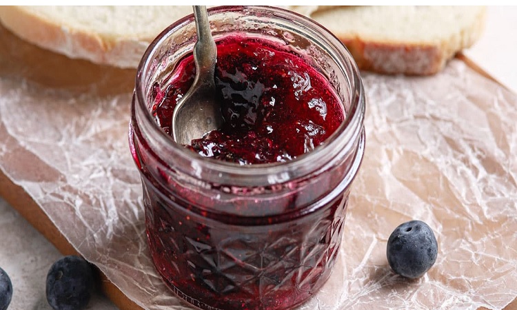 Blueberry jam at home: मार्केट का रेडीमेड नहीं बल्कि घर में ऐसे बनाएं ब्लूूबेरी जैम बनाने का तरीका
