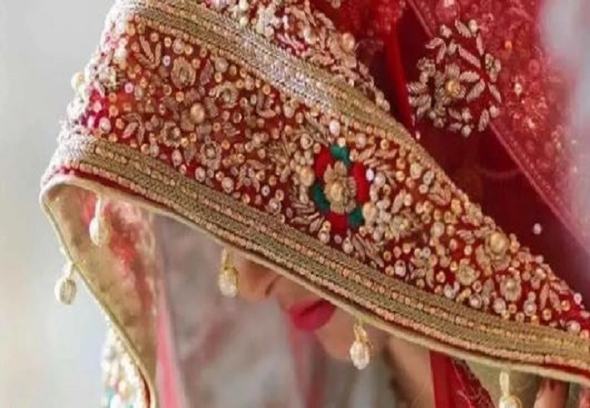 Kannauj News: घर में चल रही थी बारात के स्वागत की तैयारियां, दुल्हन के साथ हुआ कुछ ऐसा कि हैरान रह गए लोग