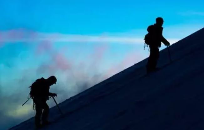 Climbers Death : अमेरिका में पर्वतारोहण के दौरान तीन ऑस्ट्रेलियाई पर्वतारोहियों की दुखद मौत