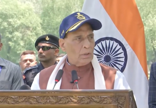 ‘दुनिया ने देखा, भारत आतंकवाद के खिलाफ किसी भी हद तक जा सकता है…’ श्रीनगर में बोले रक्षामंत्री राजनाथ सिंह