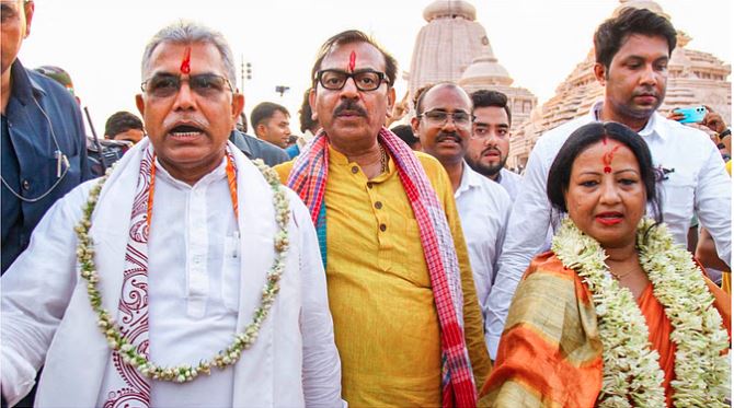 पश्चिम बंगाल भाजपा नेता दिलीप घोष की पत्नी के पूर्व पति के बेटे की मौत, फ्लैट में मिला शव