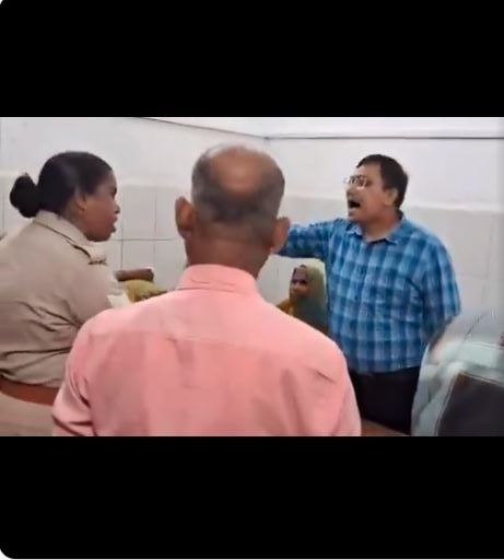 Video Viral : सीतापुर में घायलों का मेडिकल कराने पहुंचीं महिला पुलिसकर्मी से डॉक्टर ने की अभद्रता