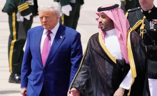 Donald Trump arrives in Saudi Arabia: अमेरिका के राष्ट्रपति डोनाल्ड ट्रंप पहुंचे सऊदी अरब , मिडिल ईस्ट में हलचल तेज