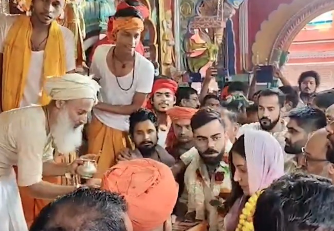 Video- विराट कोहली ने पत्नी अनुष्का संग राम मंदिर और हनुमानगढ़ी में टेका मत्था, महंत बोले- दोनों को सनातन धर्म से गहरा लगाव