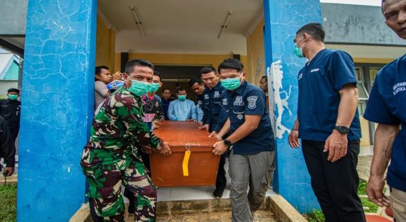 Indonesia explodes old ammunition : पश्चिम जावा प्रांत में अचानक फट गया पुराना गोला-बारूद , 4 सैनिकों समेत 13 लोगों की हुई मौत