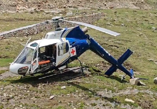 Kedarnath Helicopter Crash: केदारनाथ में हेली एंबुलेंस सेवा का हेलीकॉप्टर क्रैश, पांच यात्री थे सवार