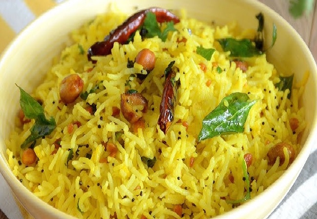 Lemon rice recipe: लंच या डिनर में ट्राई करें फेमस साउथ इंडियन डिश, लेमन राइस की रेसिपी