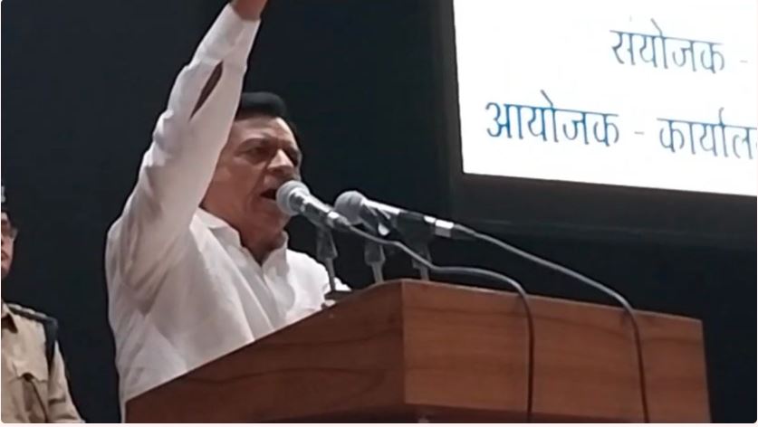 Video-अब एमपी के डिप्टी CM जगदीश देवड़ा ने सेना का किया अपमान, बोले- ‘देश की सेना और सैनिक पीएम मोदी के चरणों में नतमस्तक’