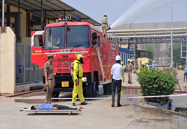 युद्ध या हवाई हमले जैसे संकटों से निपटने के लिए अमेठी में मॉक ड्रिल का आयोजन, जनता को किया जागरूक