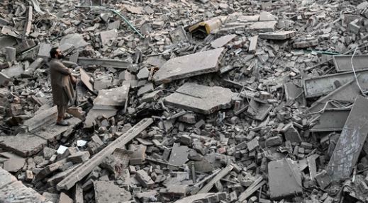 Operation Sindoor : बॉर्डर पर बदल रहे हालात, भारत की एयर स्ट्राइक से बौखलाए पाक में भारी दहशत