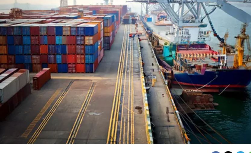 Pakistani ships ‘no entry’ Indian ports : भारतीय बंदगाहों पर पाकिस्तानी झंडे वाले जहाजों की ‘नो एंट्री’ , मोदी सरकार के सख्त कदम से बौखलाया पाक