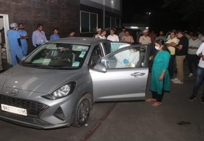 Panchkula Family Suicide: हनुमंत कथा में शामिल होने देहरादून से पंचकूला पहुंचा था परिवार, फिर एक साथ मौत को लगाया गले