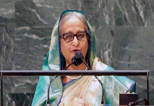 पूर्व पीएम शेख हसीना का गंभीर आरोप, बोलीं-यूनुस ने आतंकवादियों की मदद से हथियाई बांग्लादेश की सत्ता