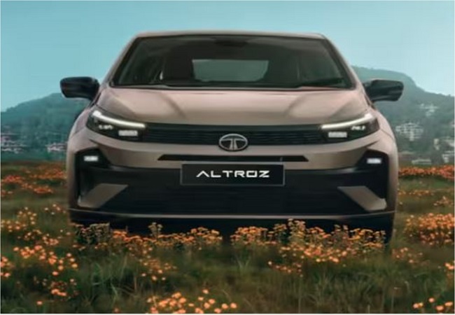 10 लाख से भी कम कीमत, 35 km माइलेज, हाइब्रिड इंजन और कई सेफ्टी के साथ ये SUV आपके लिए है बेहतर