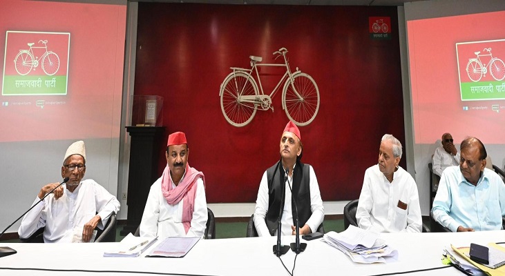 PDA का संकल्प है इस बार सरकार बनने पर सामाजिक न्याय के राज की स्थापना की जाएगी: अखिलेश यादव
