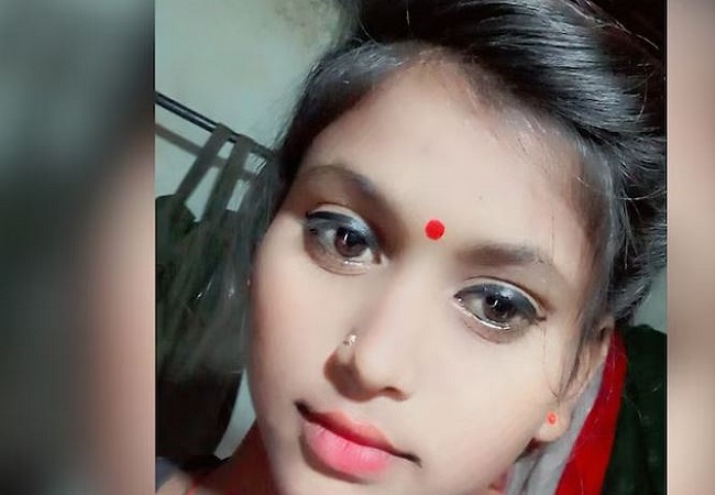 Banda News: दूल्हे और बारातियों को लेकर जा रही कार अनियंत्रित होकर खाई में गिरी, एक की मौत, पांच घायल